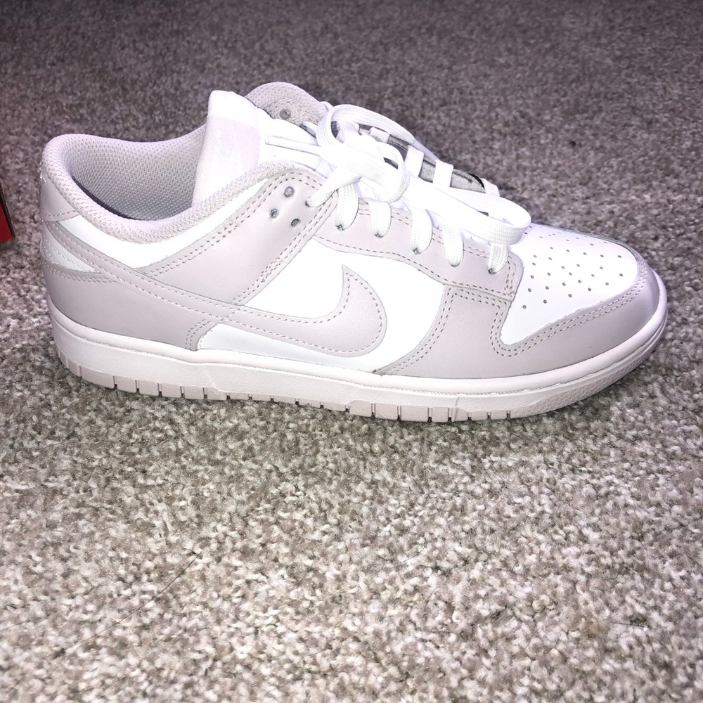 Womens Nike Low Dunk (Venice). Brand new. Size 8.5.